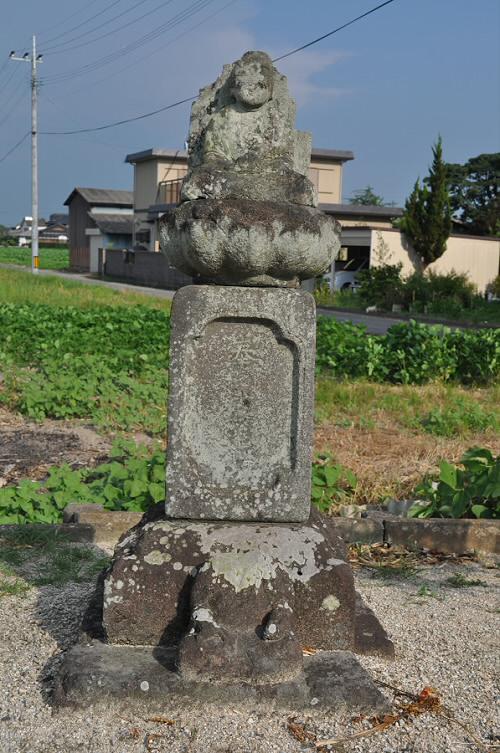 地蔵菩薩像塔