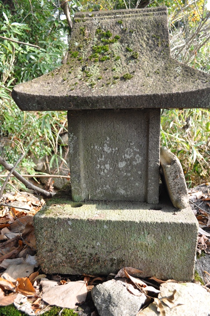 稲荷大明神 白山妙理大権現 伊勢大神宮 彦山三所大権現 妙見大菩薩石祠