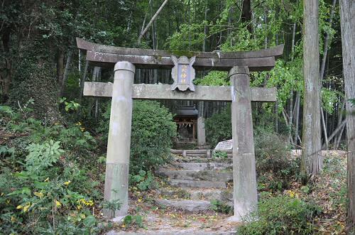 八天神社の鳥居