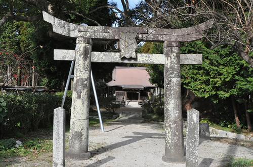 白角折神社鳥居