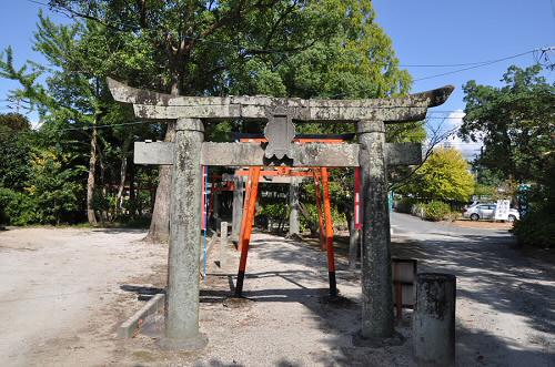 正一位稲荷大明神鳥居