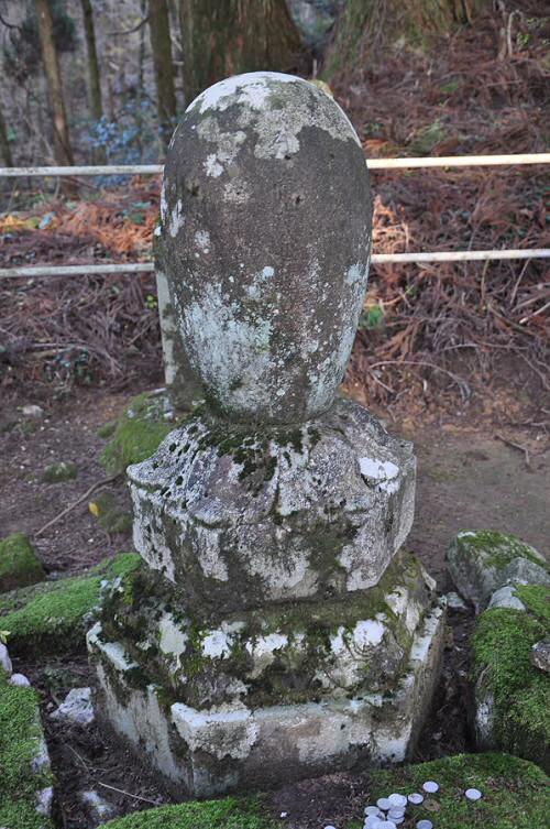 多聞坊玄長禅師の墓