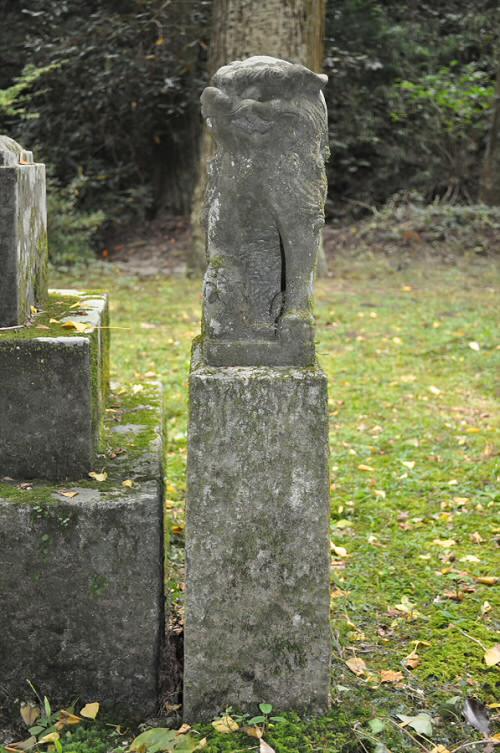 後鳥羽神社の狛犬