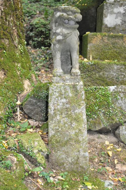 後鳥羽神社の狛犬
