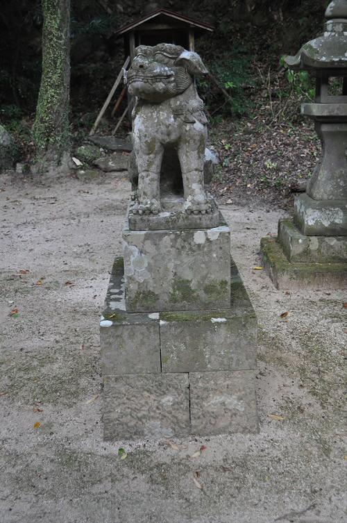 倉岡神社の狛犬